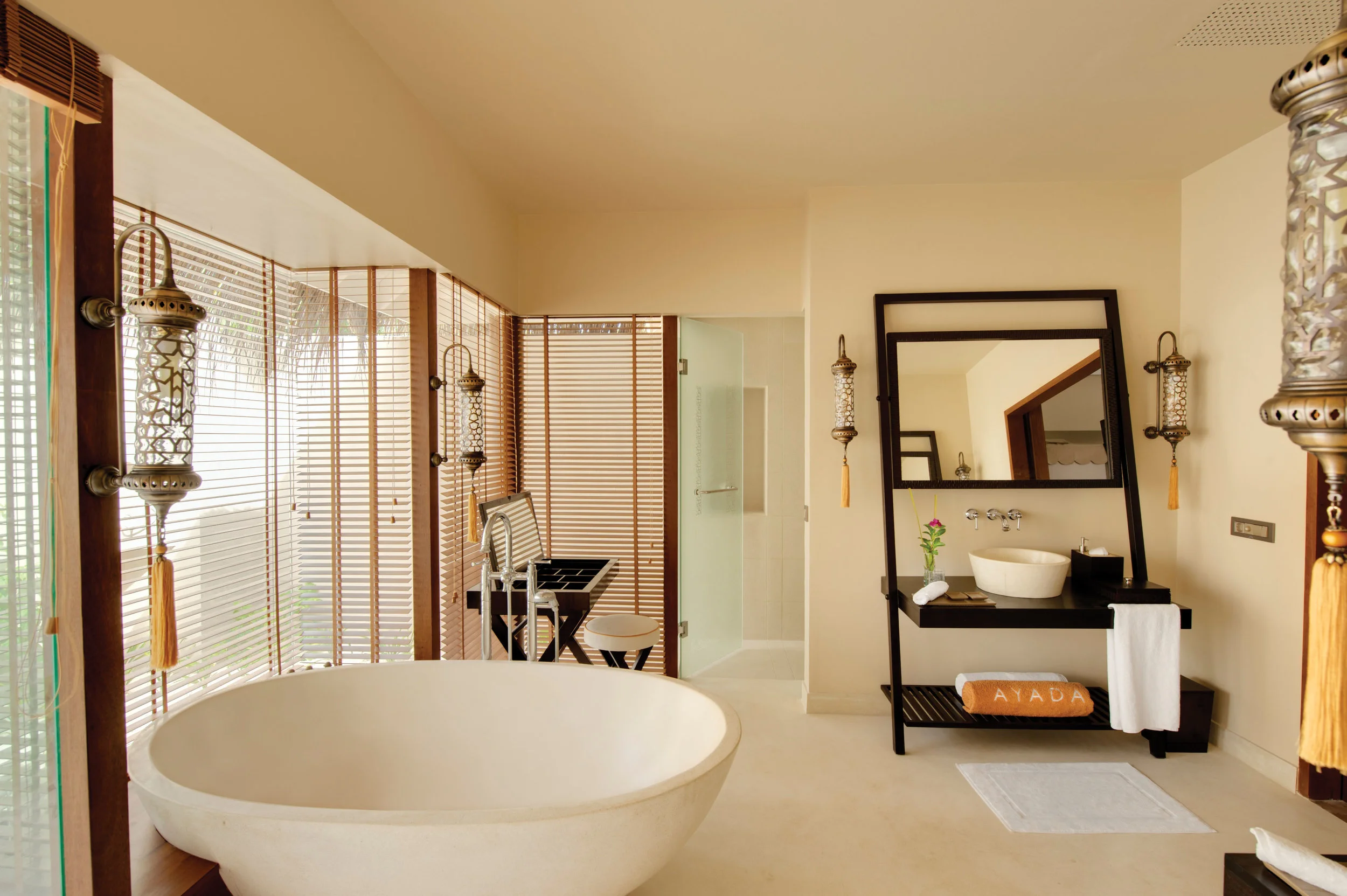 日落家庭泻湖泳池套房 - 世代极乐天堂，黄金时光家庭剧院 - 房型图片 3