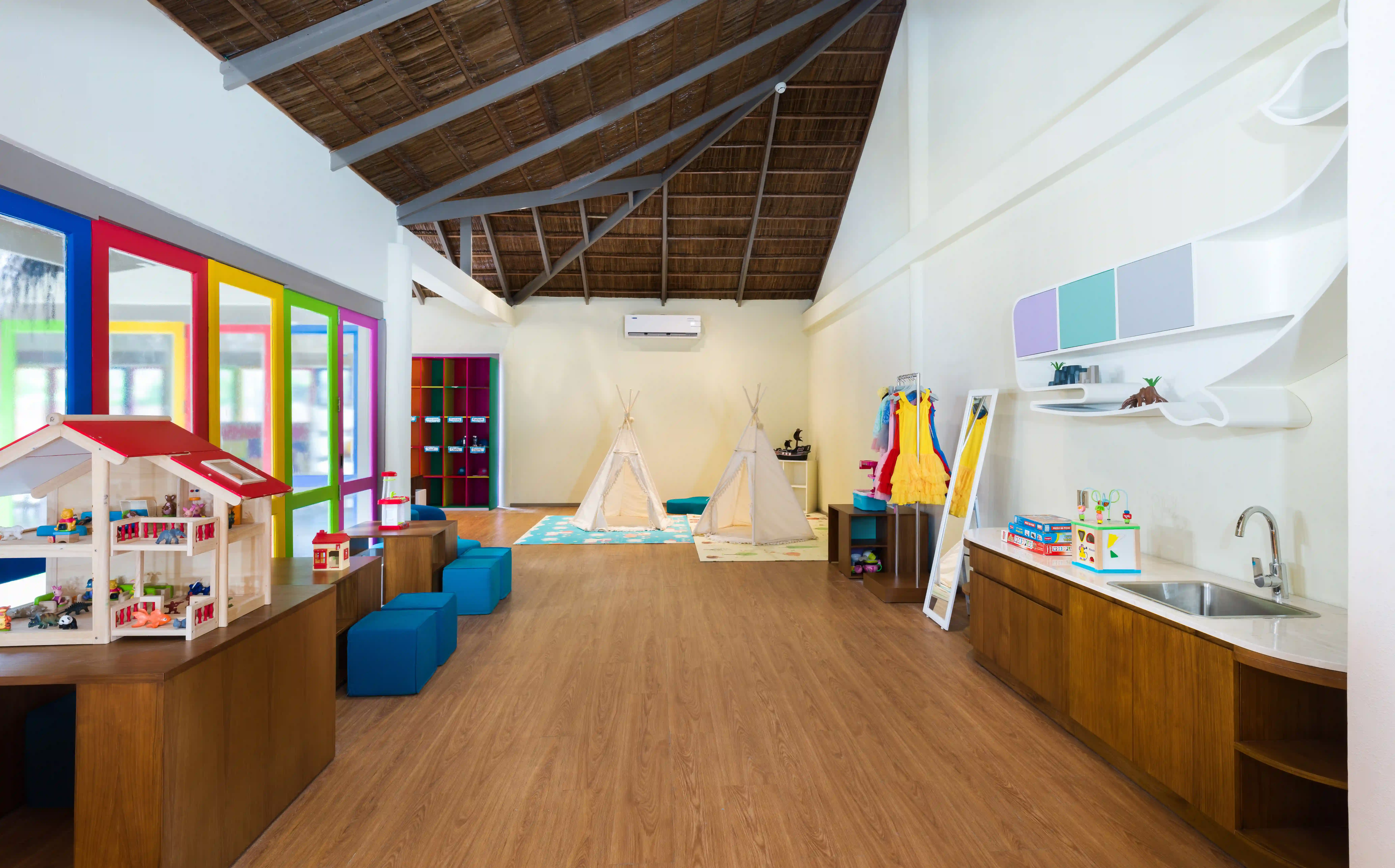 MAJAA探索者中心