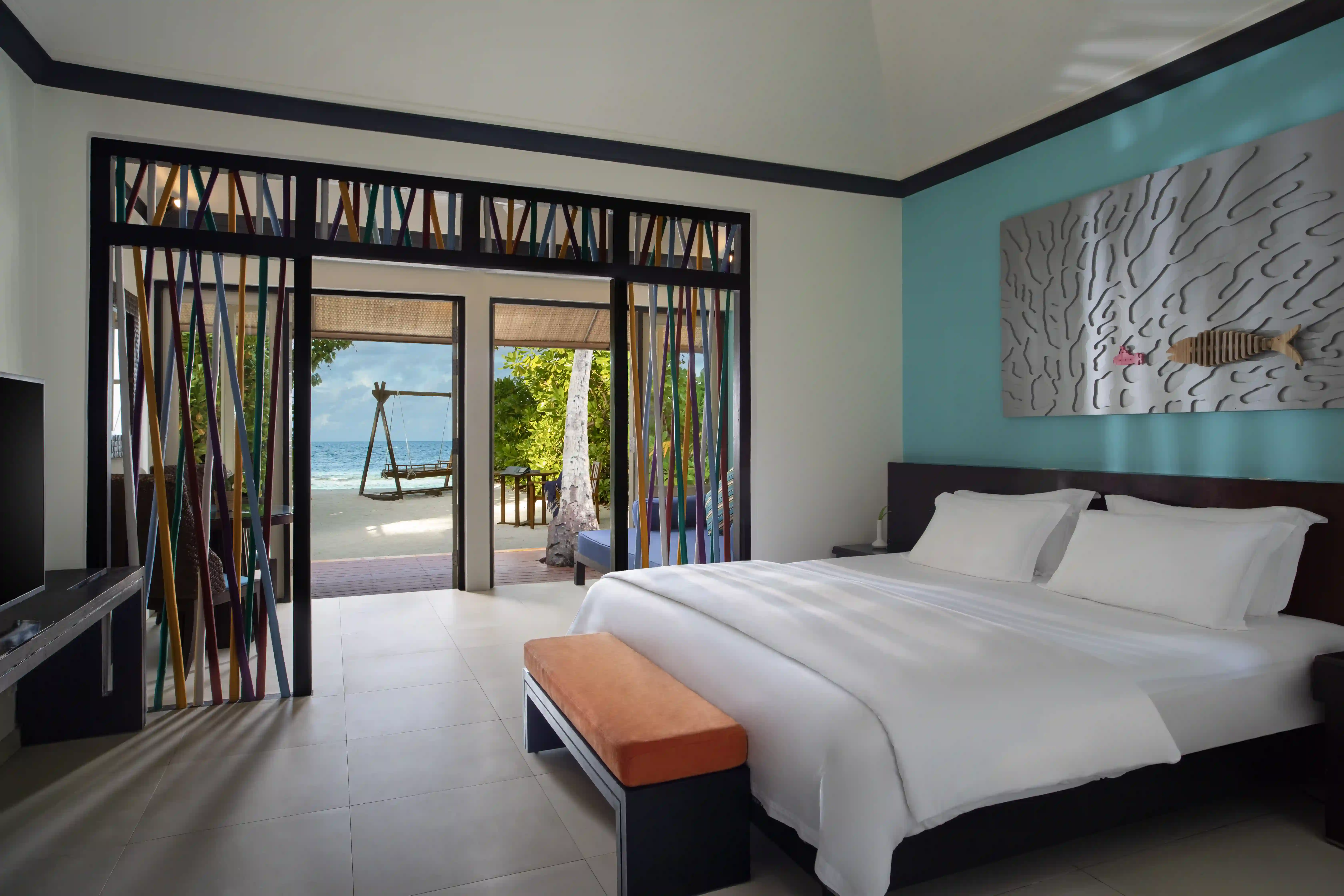 Dhawa Ihuru Maldives 7-Night Beachfront Villa Honeymoon Package