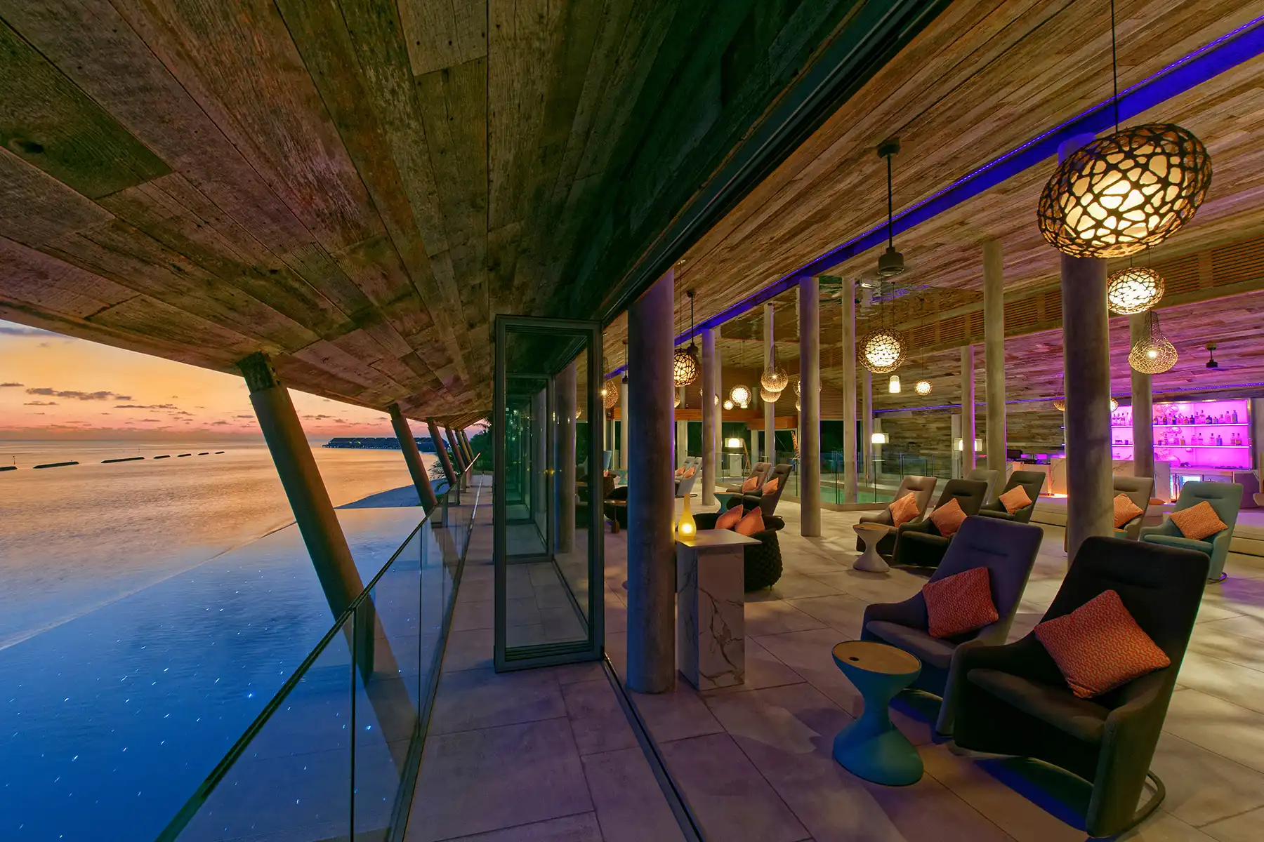 シャンパン・ロフト (Champagne Loft) - pic 3