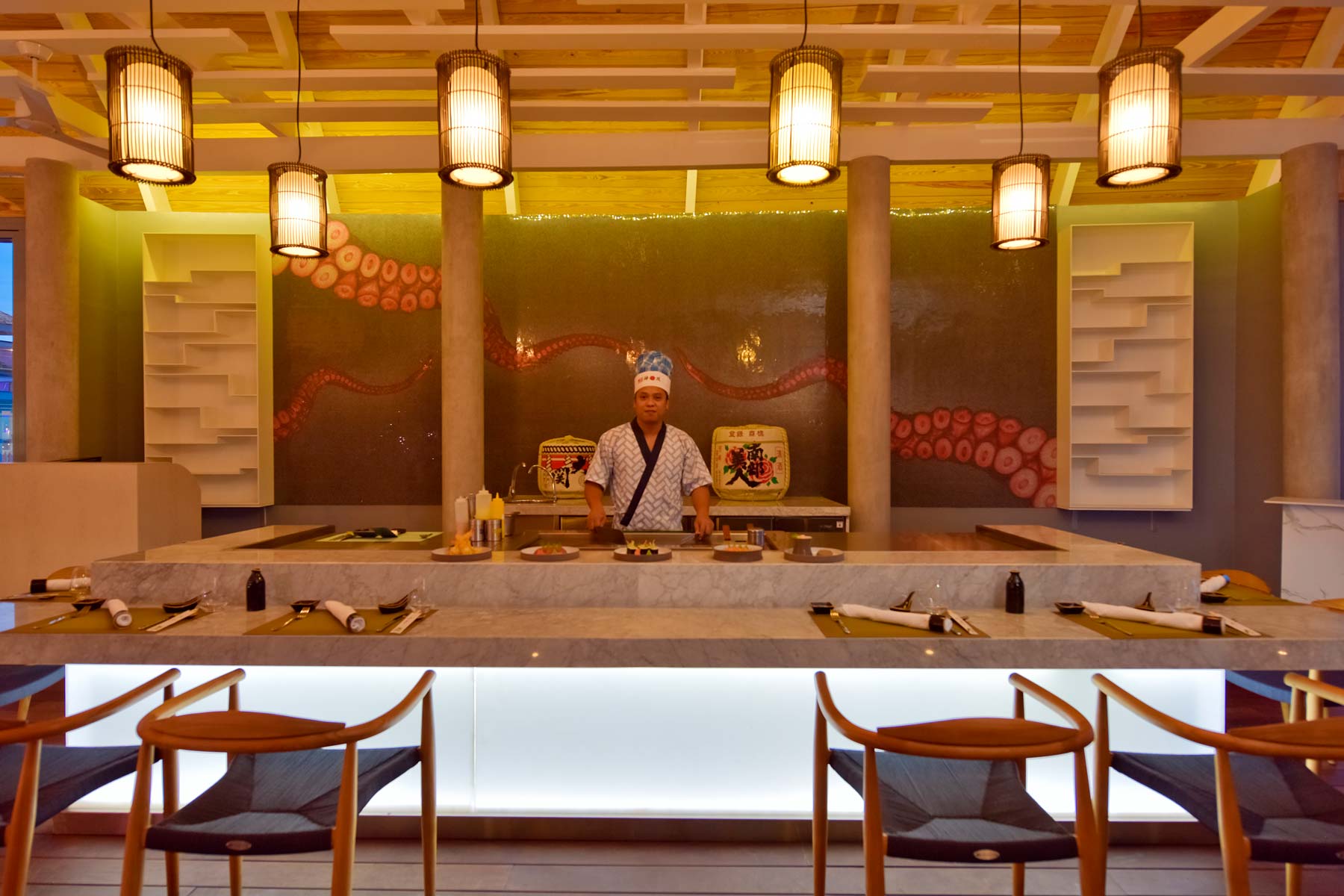 神戸鉄板焼き (Kobe Teppanyaki) - pic 2