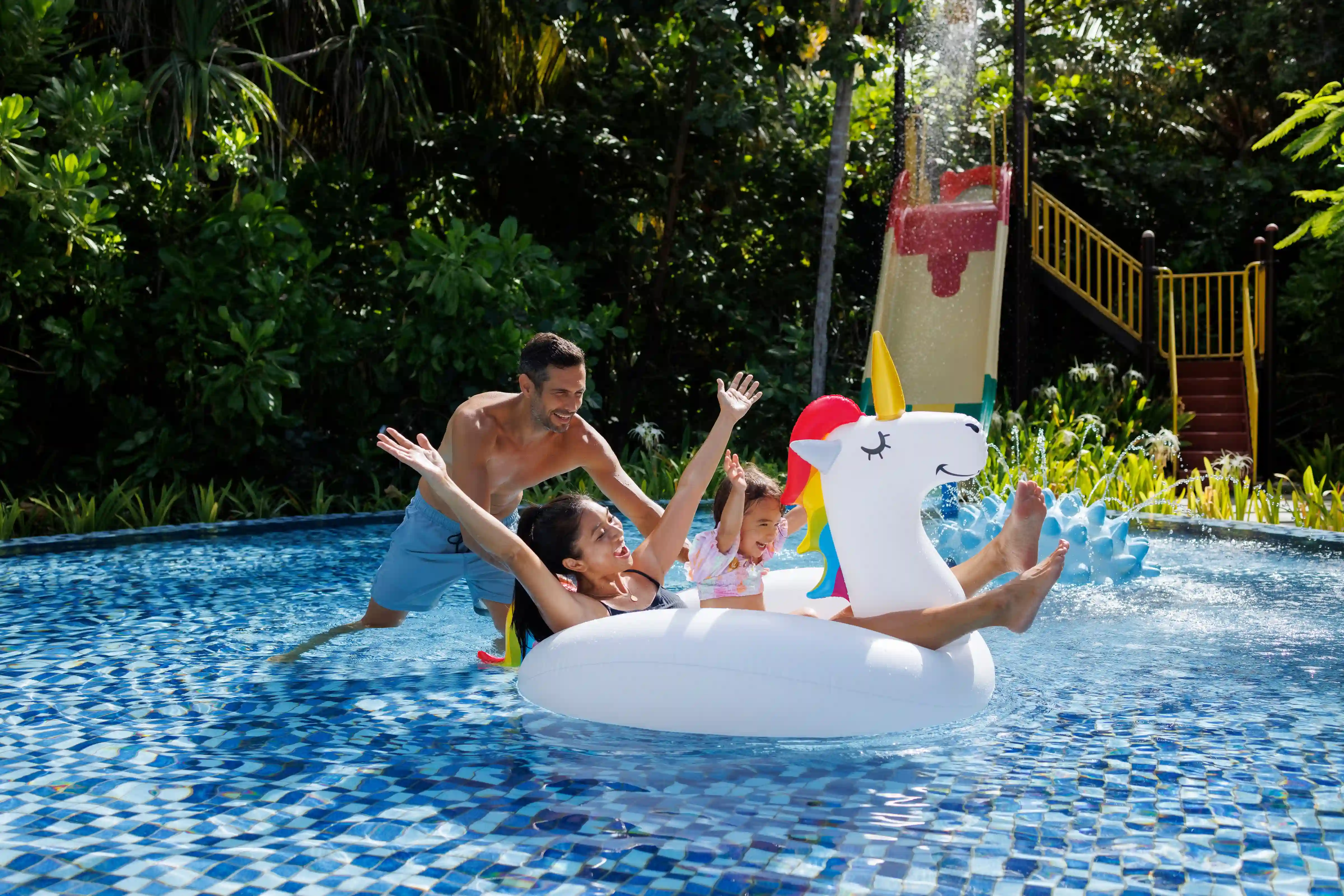 铂尔曼马尔代夫马姆塔岛度假酒店7晚一价全包家庭海滩泳池别墅套餐