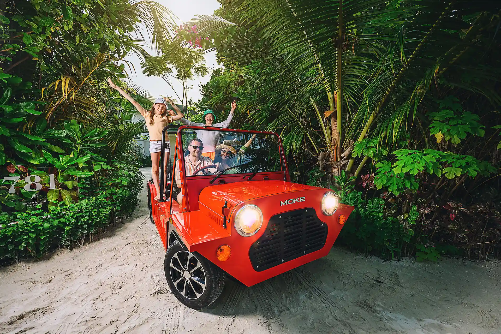 Mini Moke Electric Car - pic 1