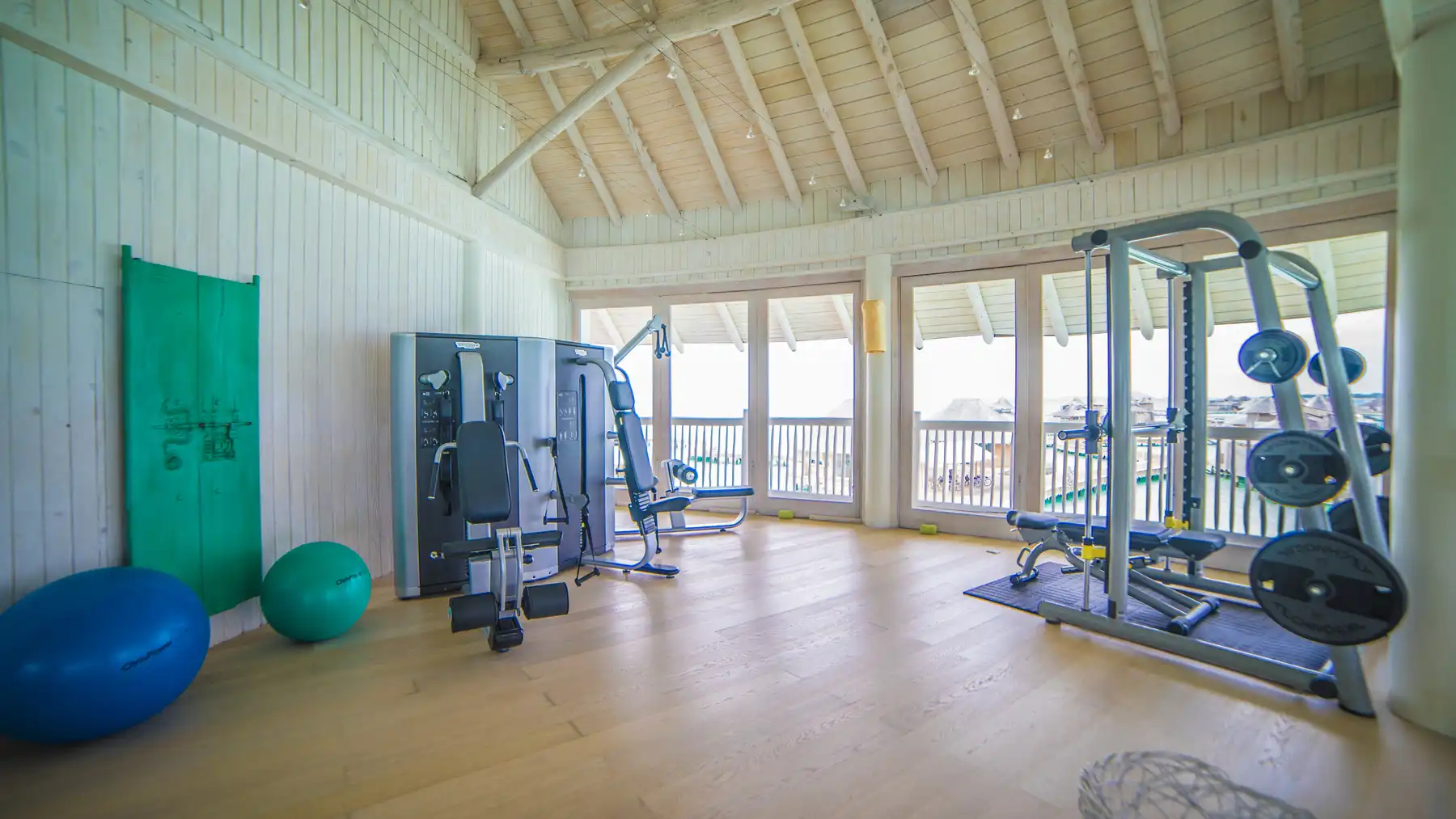 健身中心与娱乐 - pic 3